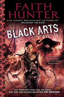 Book cover: Black Arts (Book 7 of Jane Yellowrock) by Faith Hunter (preview)