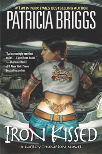 Book cover: Iron Kissed (Book 3 of Mercy Thompson) by Patricia Briggs (preview)