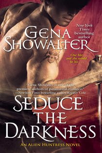 Book cover: Seduce the Darkness, by Gena Showalter (preview)