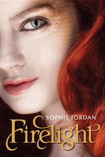 Book cover: Firelight (Book 1 of Firelight) by Sophie Jordan (preview)