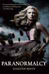 Book cover: Paranormalcy (Book 1 of Paranormalcy) by Kiersten White (preview)