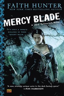 Book cover: Mercy Blade (Book 3 of Jane Yellowrock) by Faith Hunter (preview)